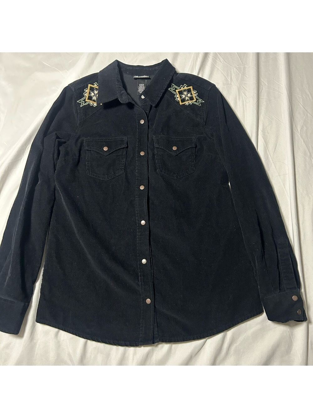 Wrangler Retro Black Corduroy Snap Shirt Embroidered Women’s Small Western Rodeo